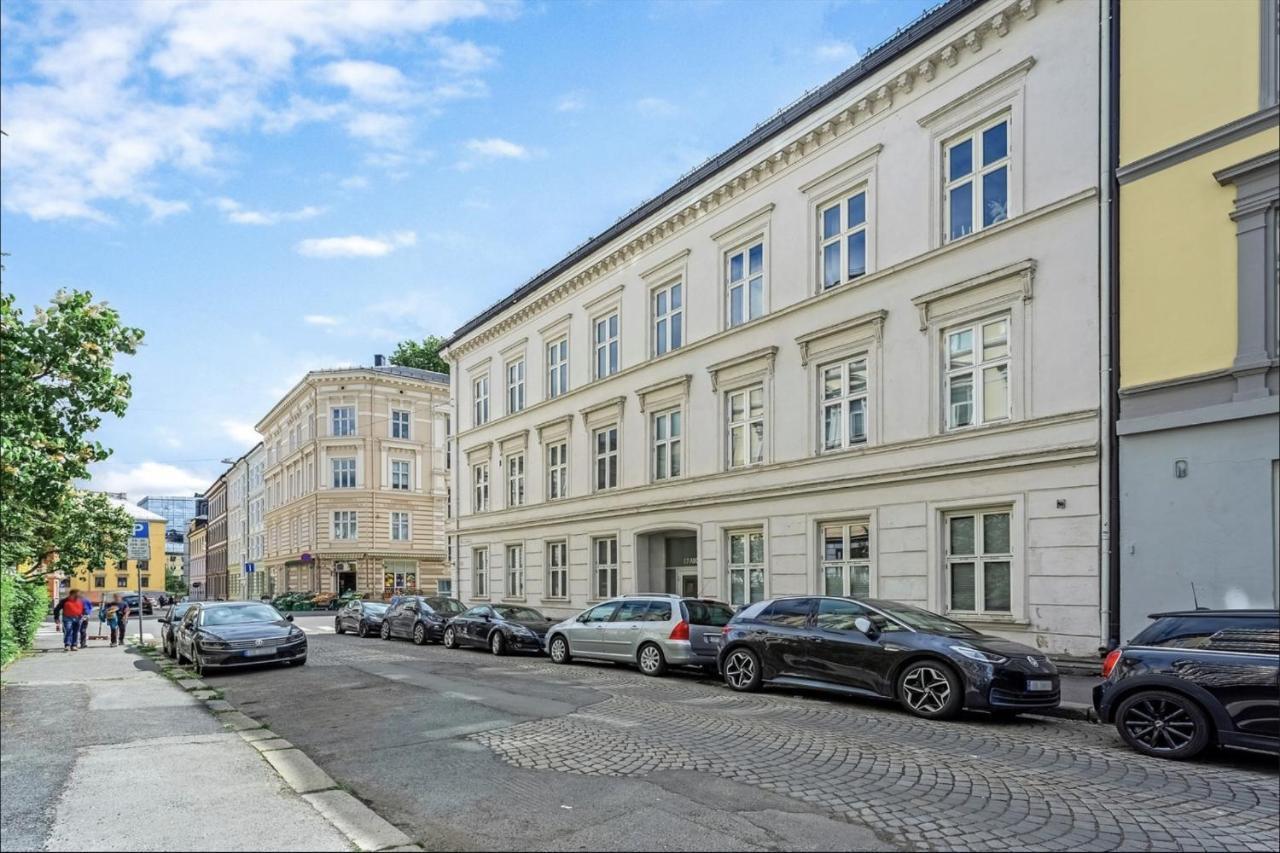 Lovely 2-bedroom Vacation In ! Lägenhet Oslo